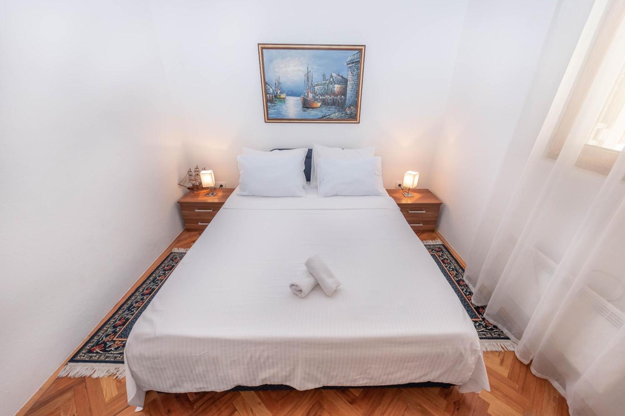 S&P City Center Apartments コトル エクステリア 写真