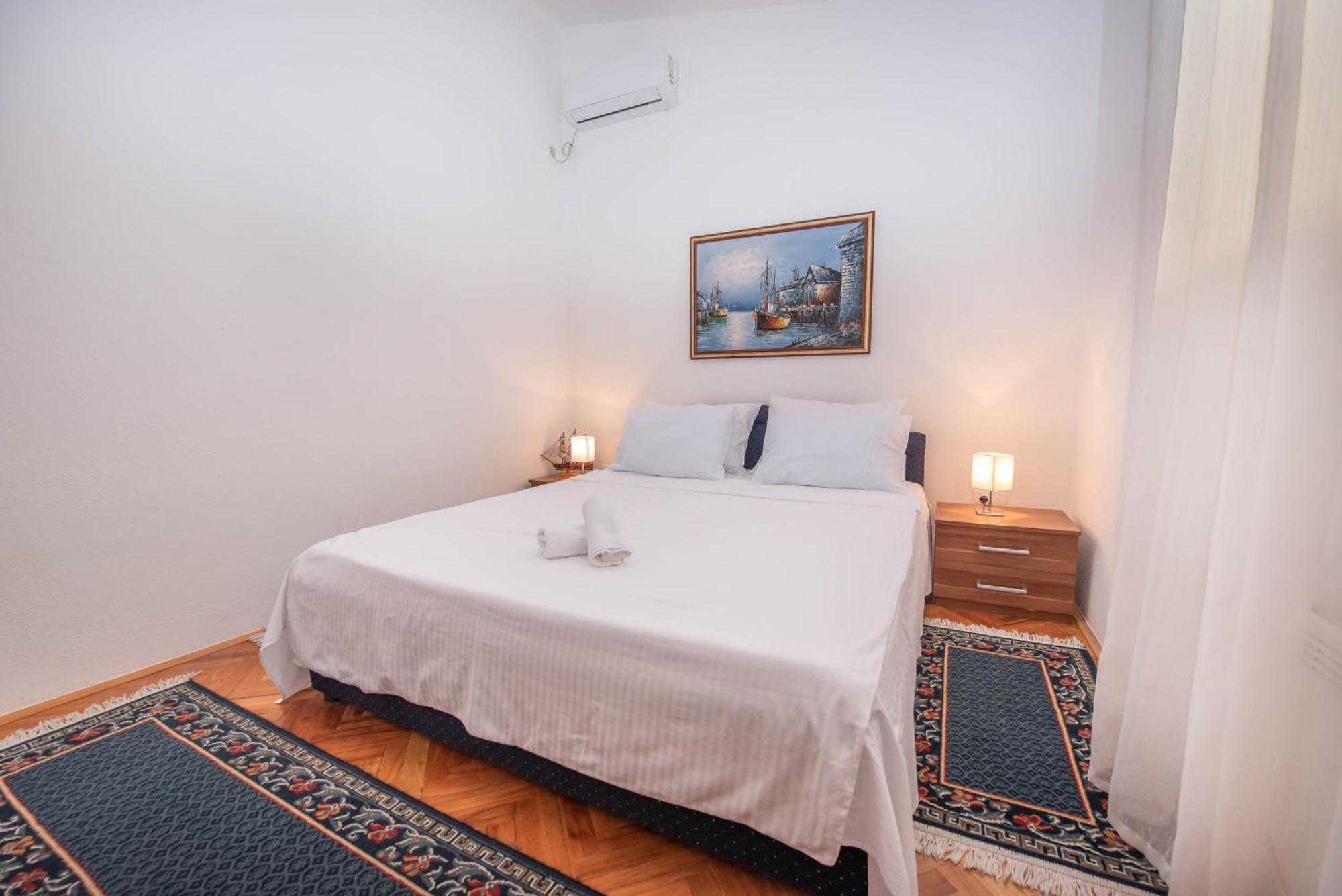 S&P City Center Apartments コトル エクステリア 写真