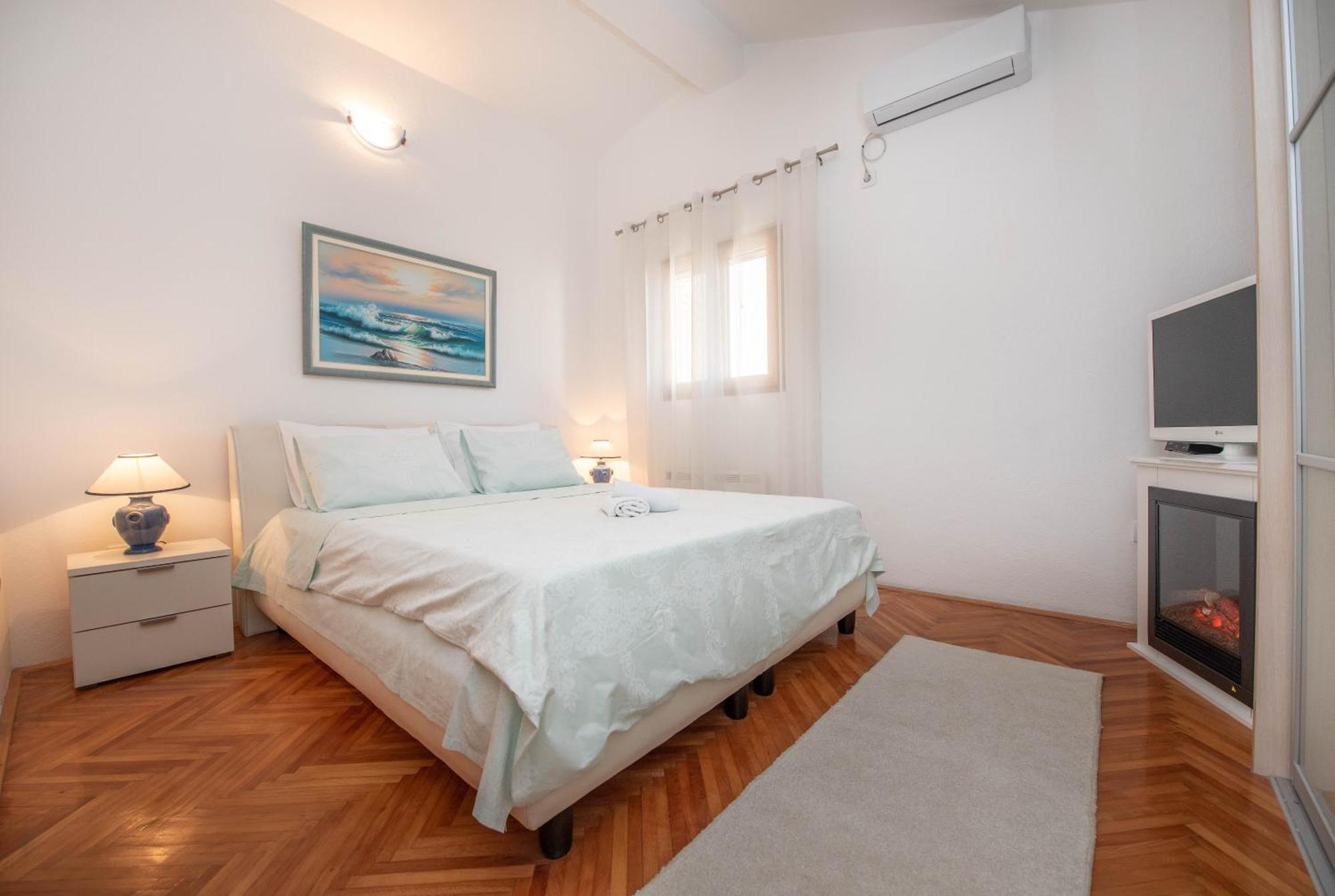 S&P City Center Apartments コトル エクステリア 写真