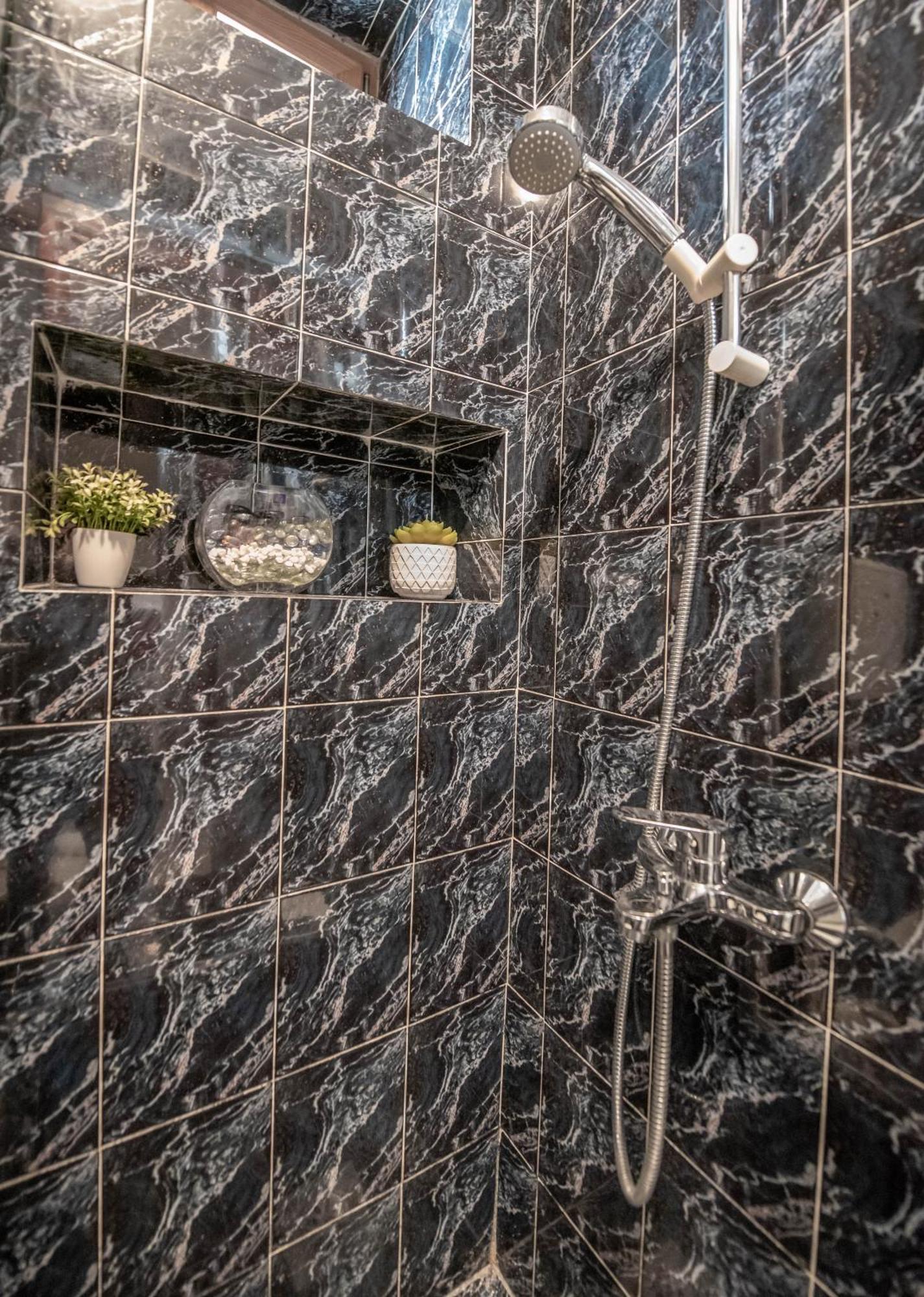 S&P City Center Apartments コトル エクステリア 写真