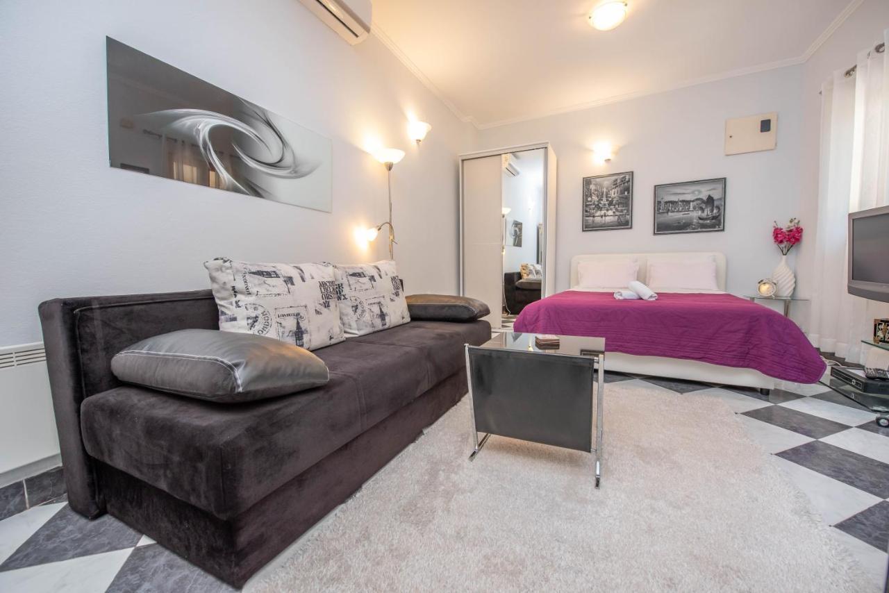 S&P City Center Apartments コトル エクステリア 写真