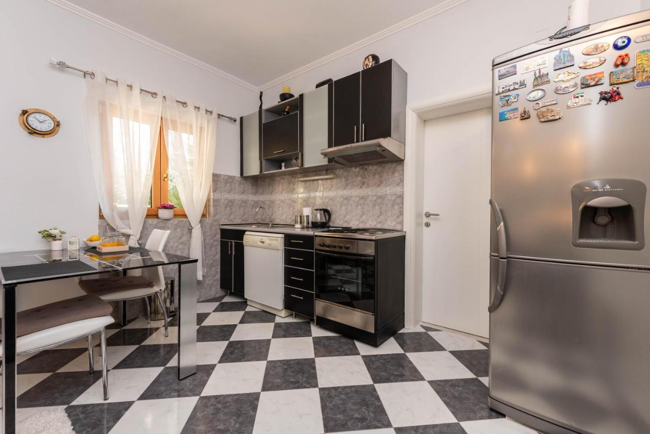 S&P City Center Apartments コトル エクステリア 写真